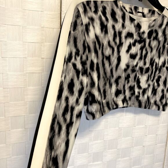 Animal Print long Sleeve crop top Small - Picture 3 of 6